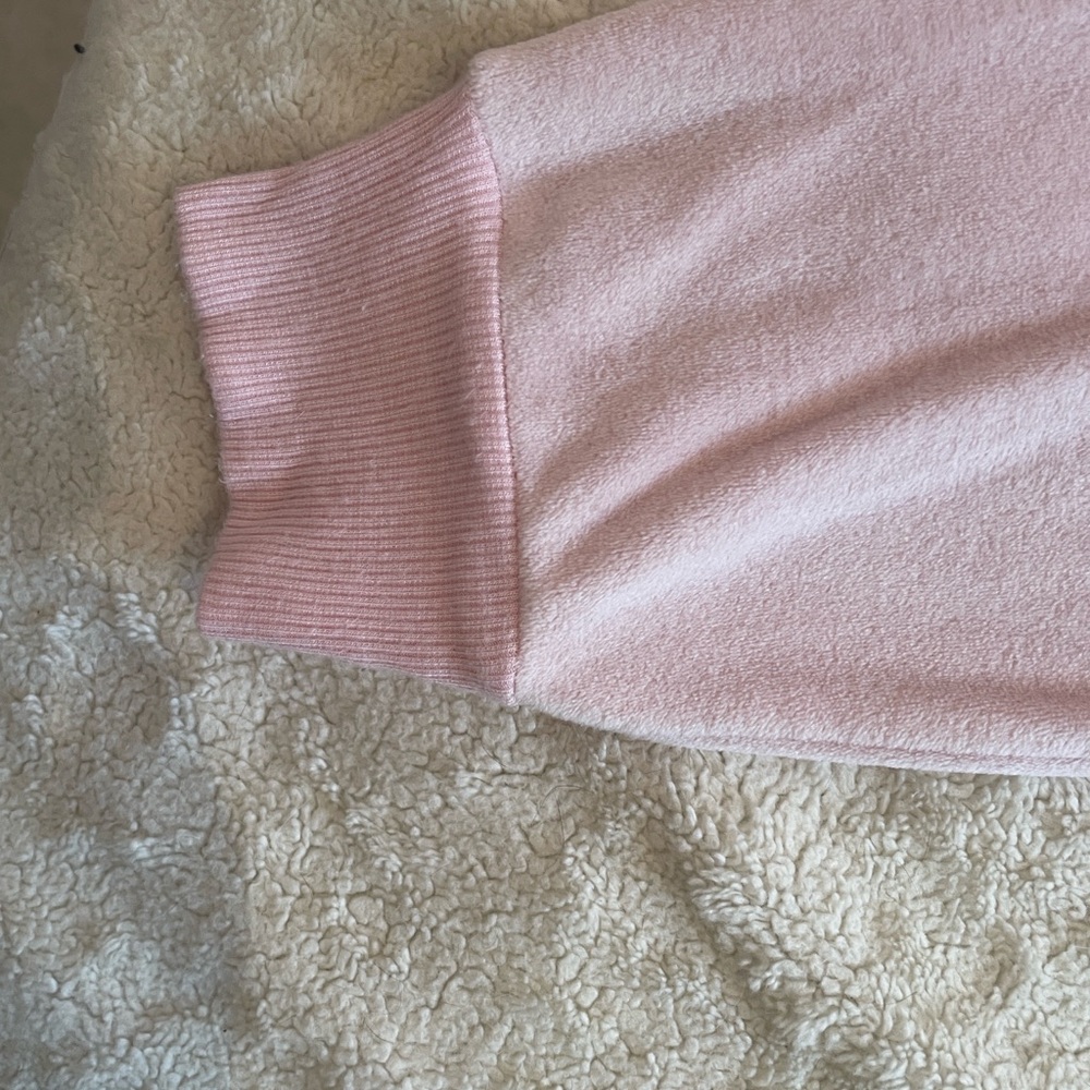 πΈπ€πΈ Baby Pink Ultra Soft Lounge Sweater Size L - Picture 7 of 9
